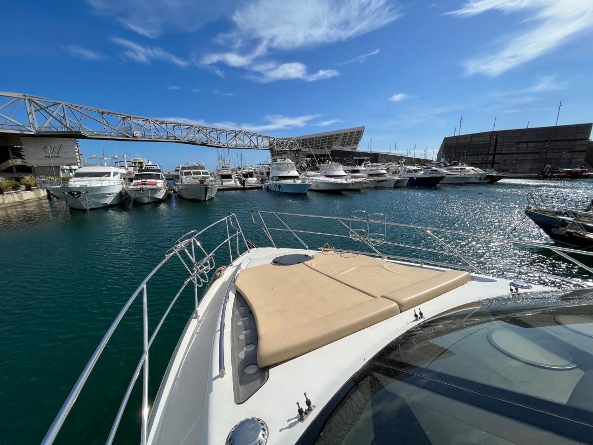 Yacht In Barcelona Sant Adria de Besos Exterior foto